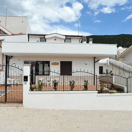 B&B Casa Augello サン・ジョバンニ・ロトンド エクステリア 写真